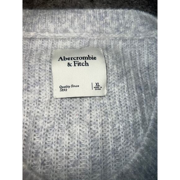 Abercrombie & Fitch Gray Cardigan Sweater - Picture 2 of 3